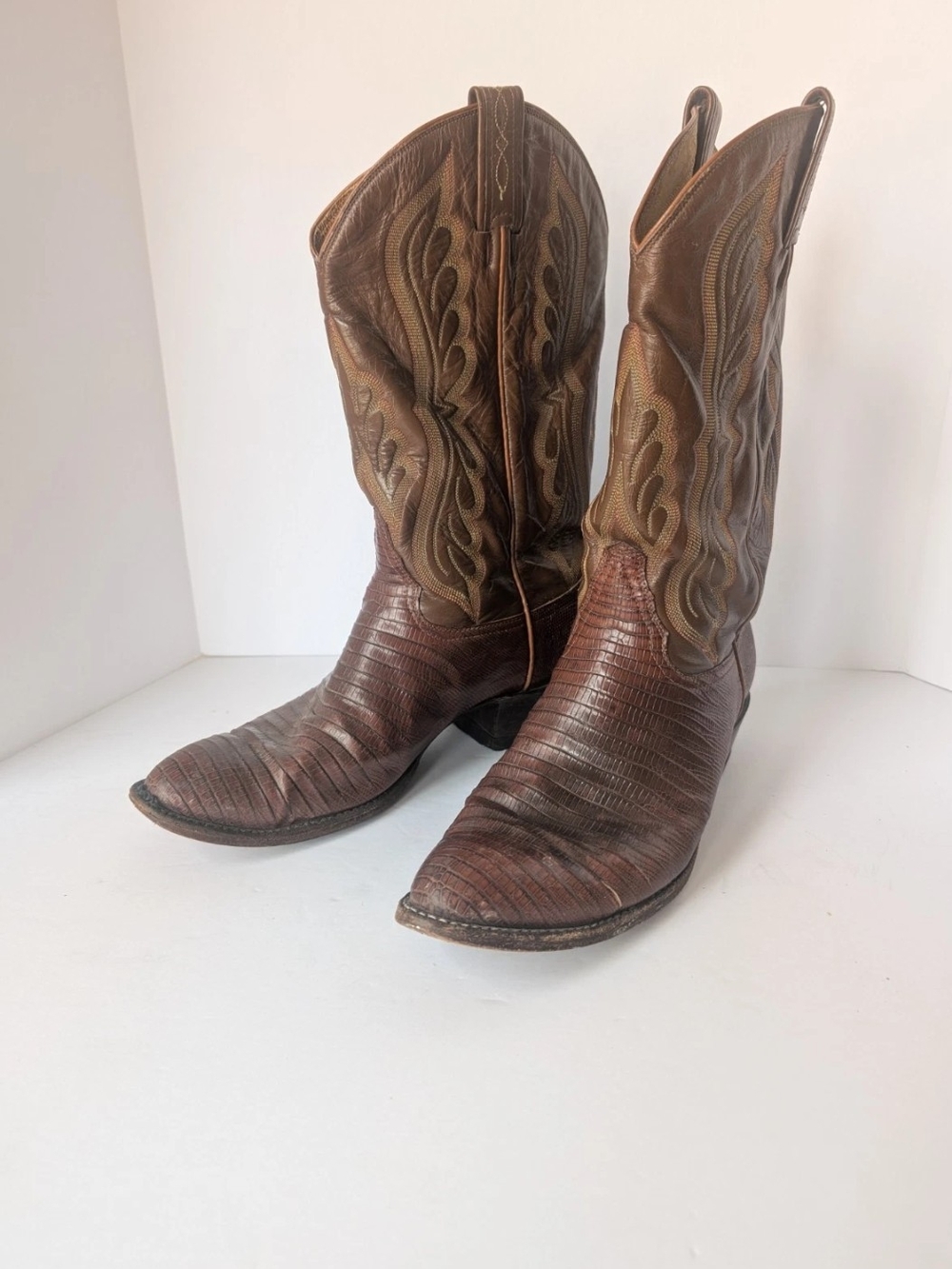 Justin Boots Brown Lizard-Textured Leather Cowboy Boots 10D Made in USA